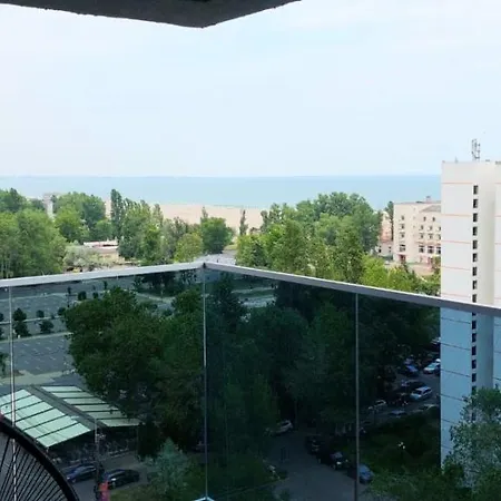 Mamaia Lux Apartament Apartmán *